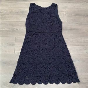 Gorgeous Alice + Olivia lace dress